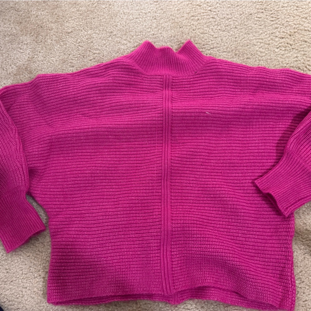 Women's Pink Sweater
